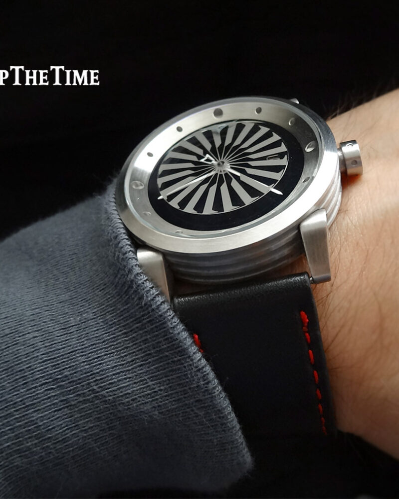 自動巻 稼働品 ZINVO BLADE メンズ腕時計 二針デイト 社外品竜頭 Zinvo Blade - Original Spinning Dial Watch | KeepTheTime