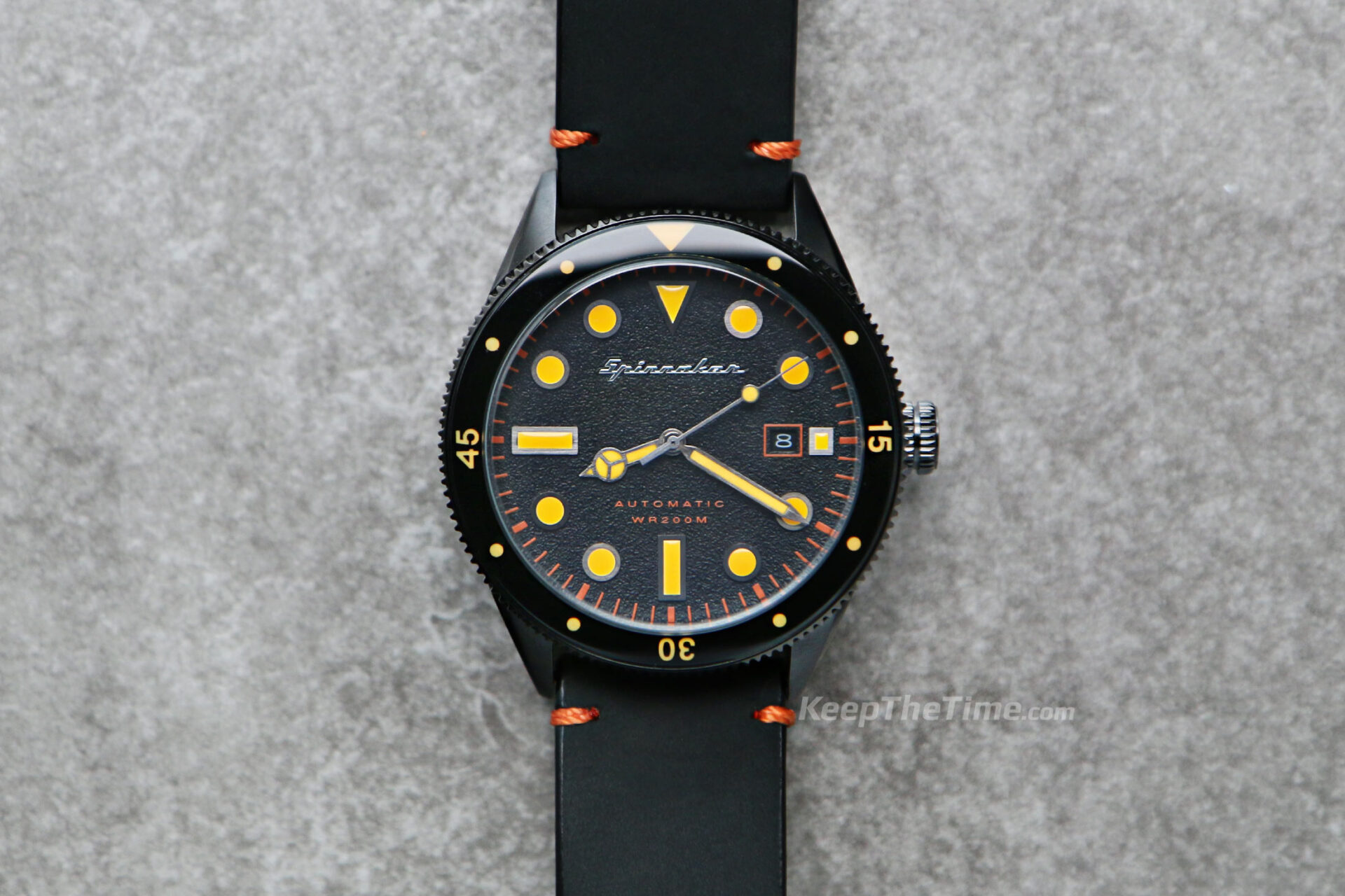 Spinnaker Cahill SP-5033-03 Black/Orange Affordable Diver