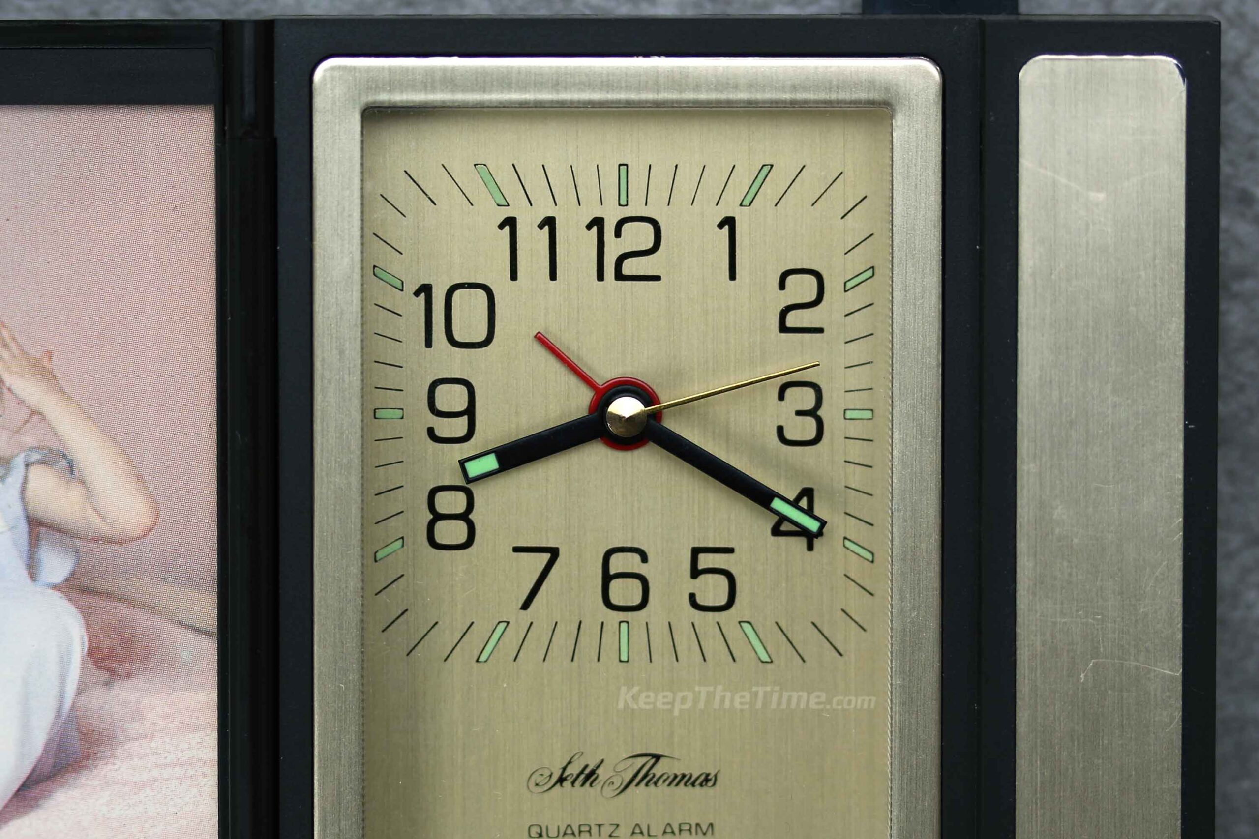 Seth Thomas Vintage Travel Photo Frame Quartz Alarm Clock