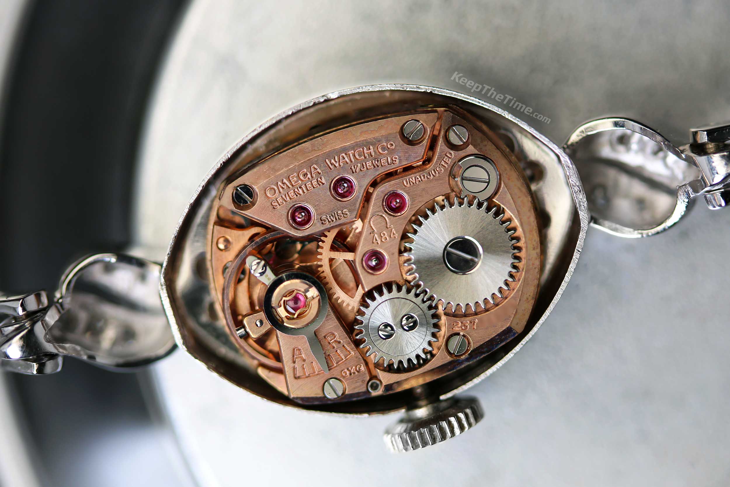 Omega Rare Authentic 14k GF 17j Vntg. Manual Wind-up Ladies Cocktail Watch. Runs Omega Ladies Manual Wind 14K Yellow Gold 7mm – LOFT main image 3