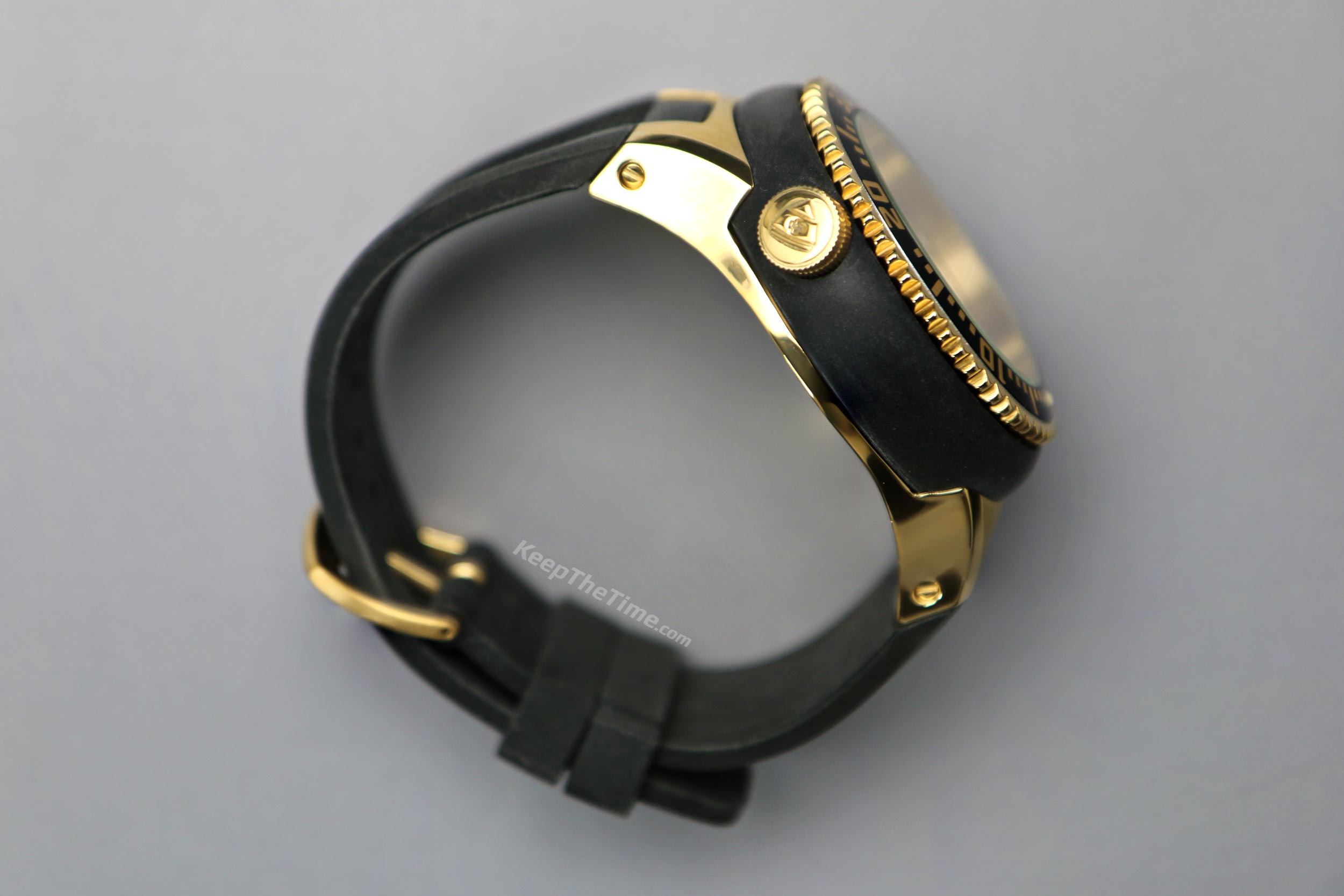 Swiss Legend Neptune Black/Gold - KeepTheTime Watches